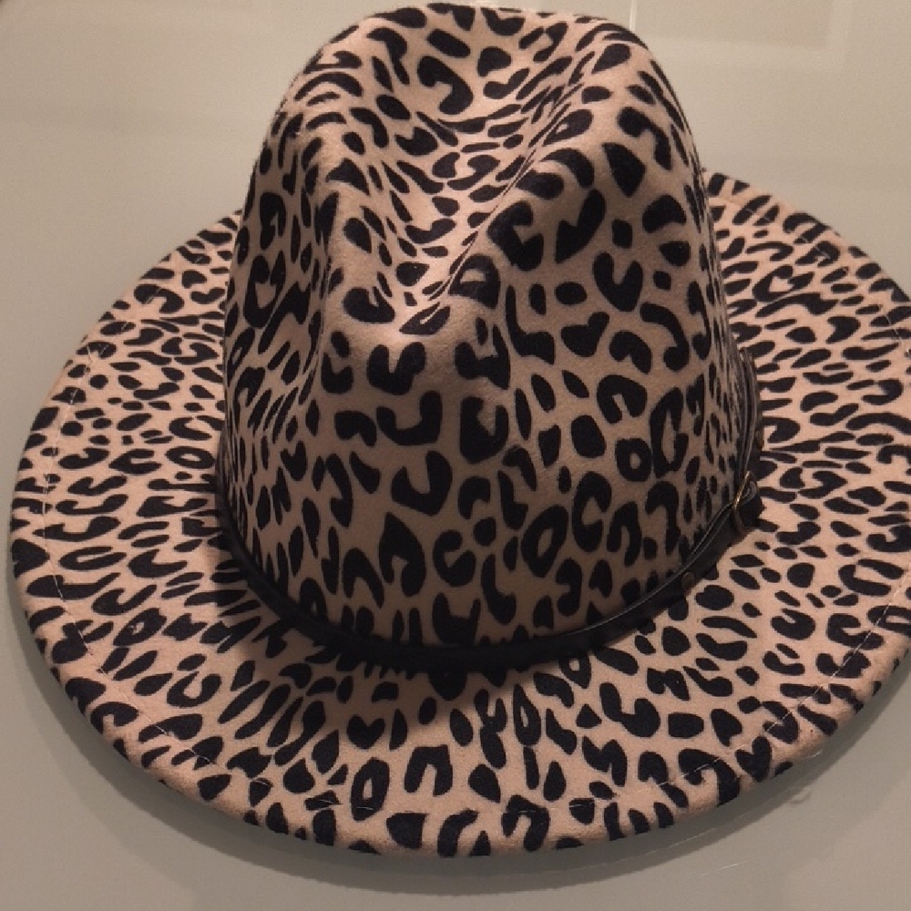 Leopard Print Women's Hat